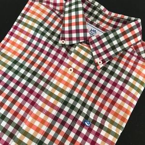 NWOT Southern Tide Classic Fit (Medium)